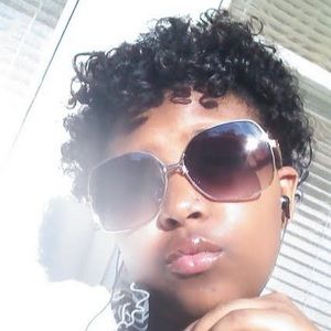 Meet your Posher, Summer